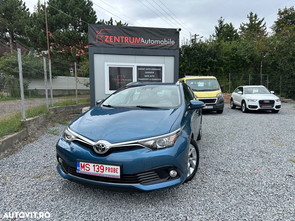 Toyota Auris 1.6 D-4D Touring Sports Design Edition - 2