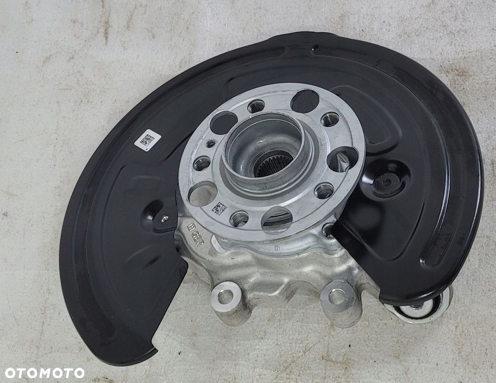 ZWROTNICA PIASTA TYŁ PRAWA MERCEDES C-KLASA V W206 - 2