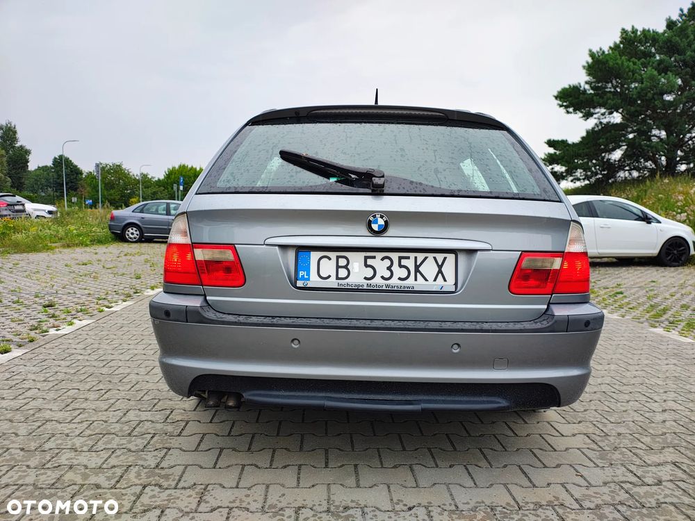 BMW Seria 3 330d - 12