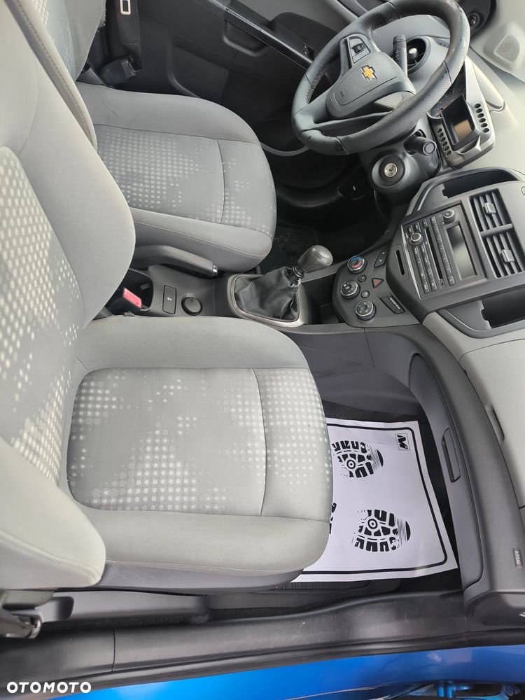 Chevrolet Aveo 1.2 LT - 22