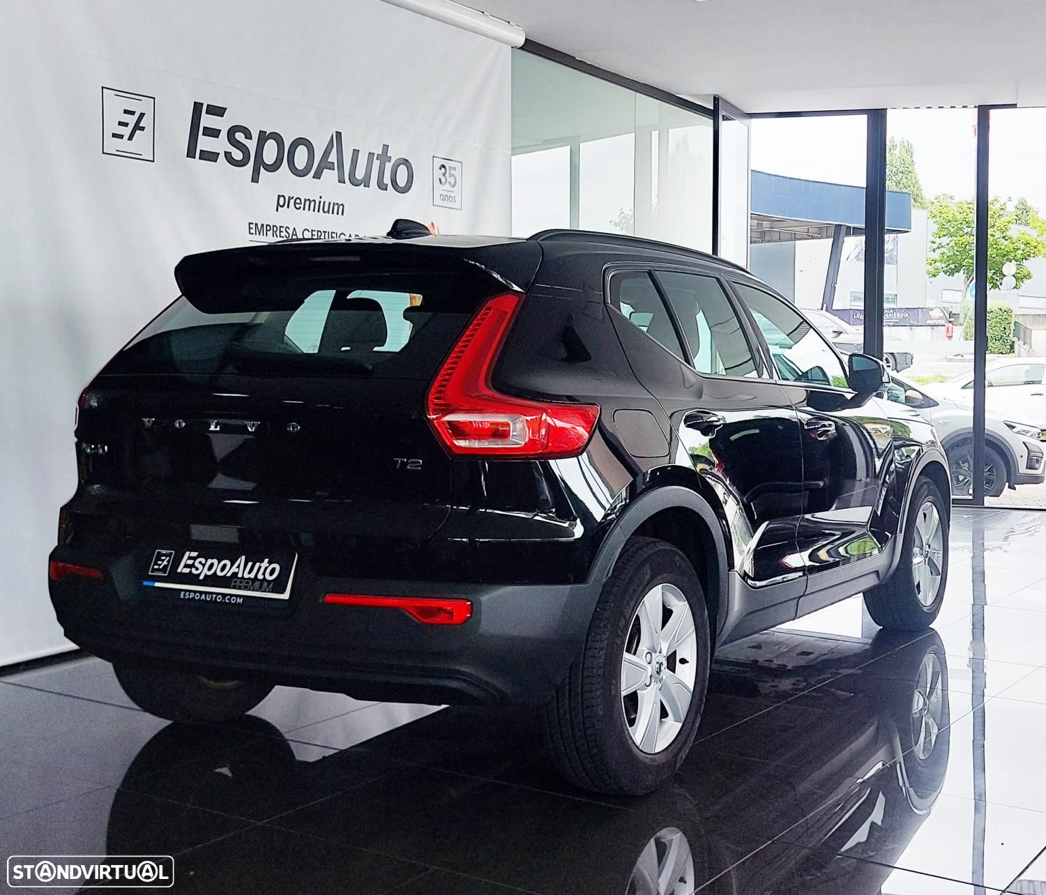Volvo XC 40 1.5 T2 Momentum - 3