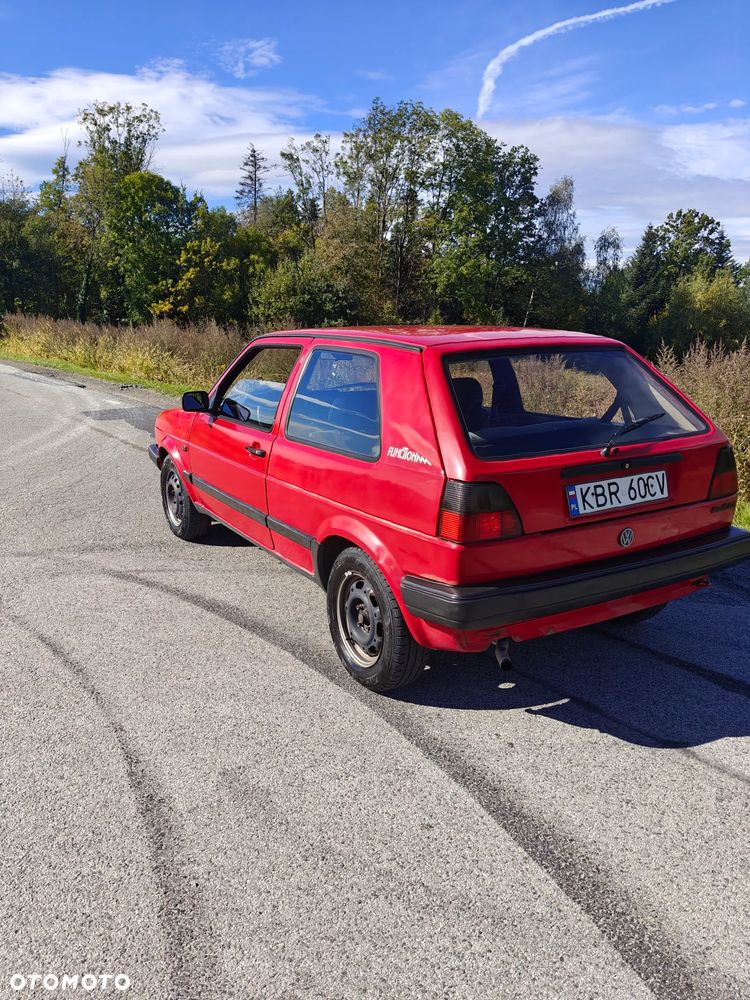 Volkswagen Golf - 4