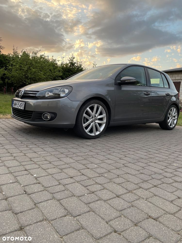 Volkswagen Golf 2.0 TDI Highline - 1