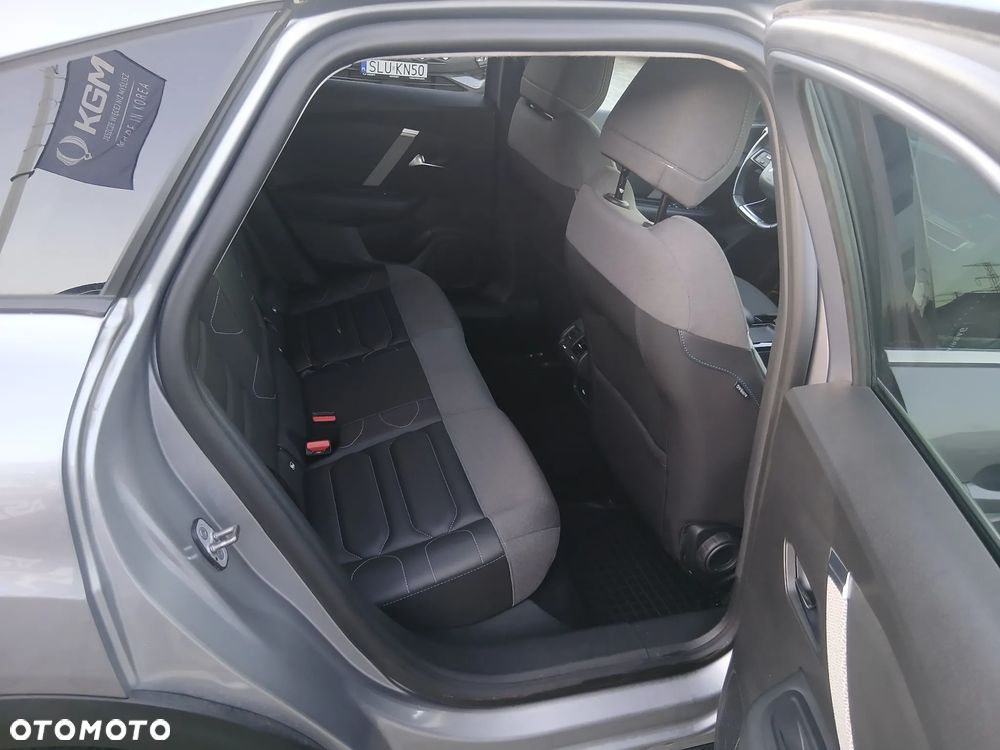 Citroën C4 1.2 PureTech Max S&S - 11