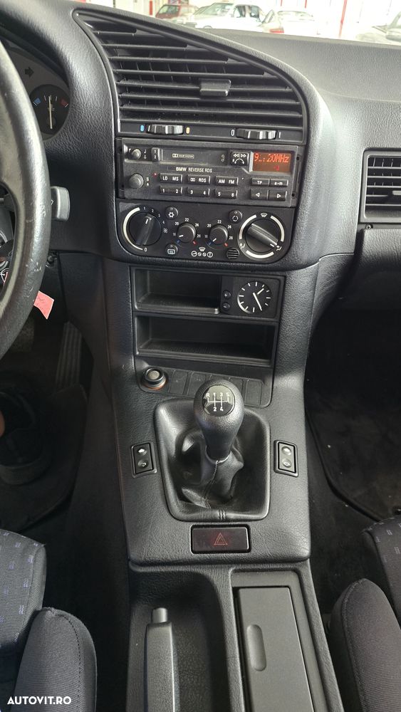 BMW Seria 3 - 24