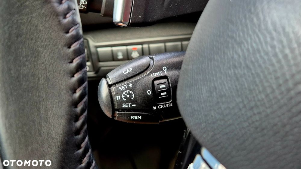 Peugeot 308 SW Diesel Allure - 22