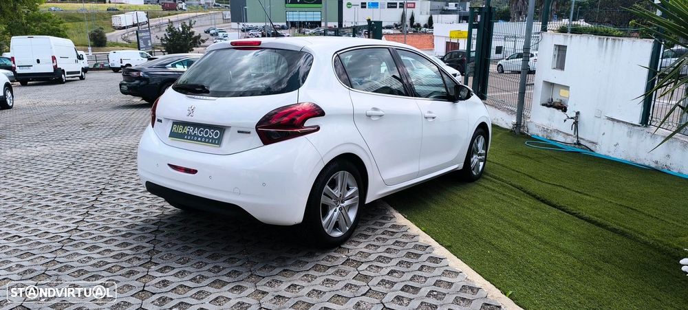 Peugeot 208 1.2 PureTech Allure - 7