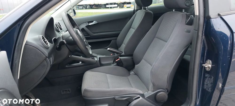 Audi A3 1.6 Ambiente - 7