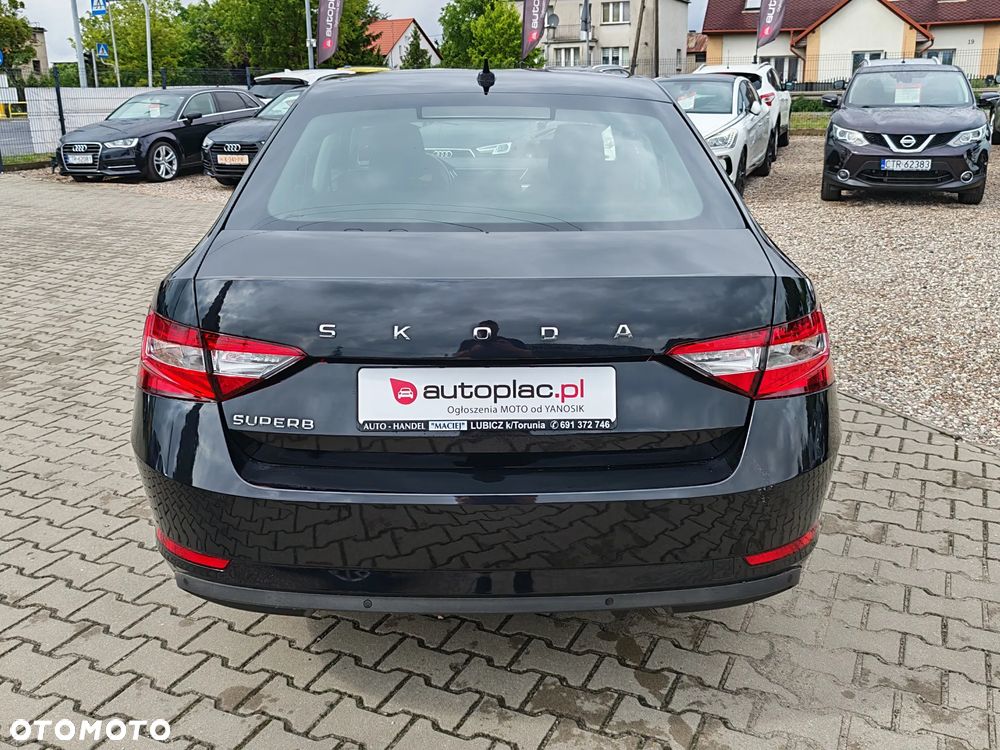 Skoda Superb 1.5 TSI Ambition DSG - 6