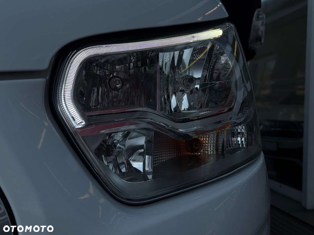 Ford Transit - 28