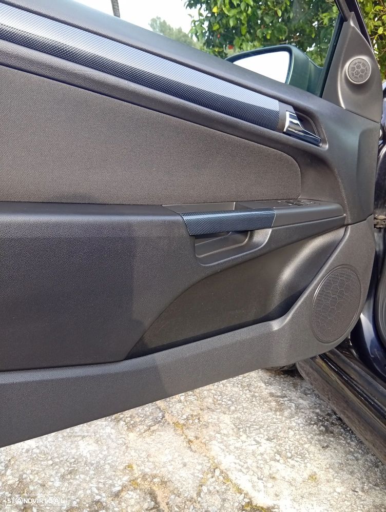 Opel Astra GTC 1.7 CDTI - 12