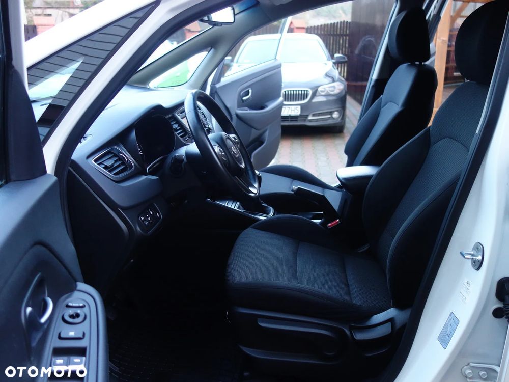 Kia Carens 1.7 CRDi Business Line - 27