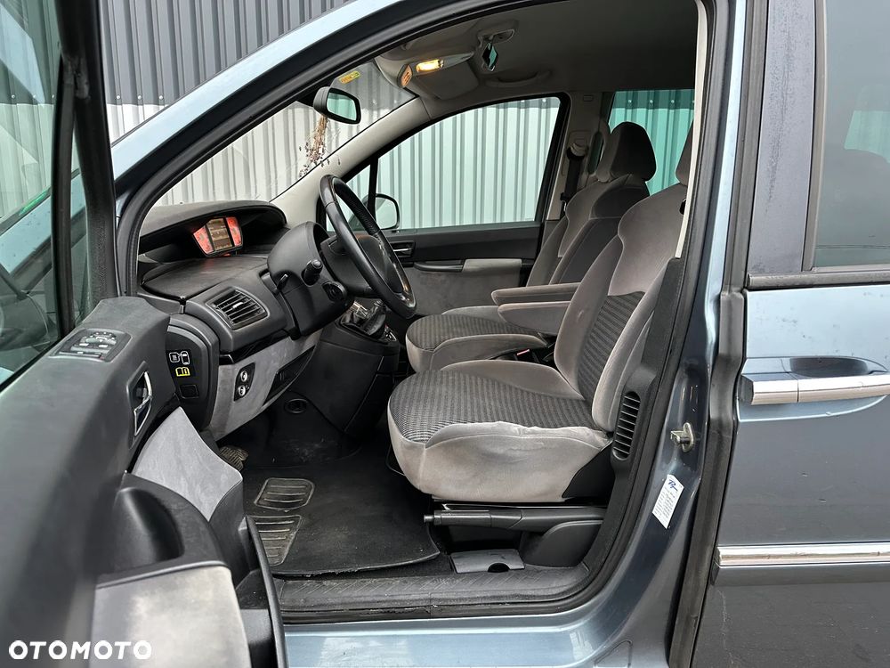 Citroën C8 - 17