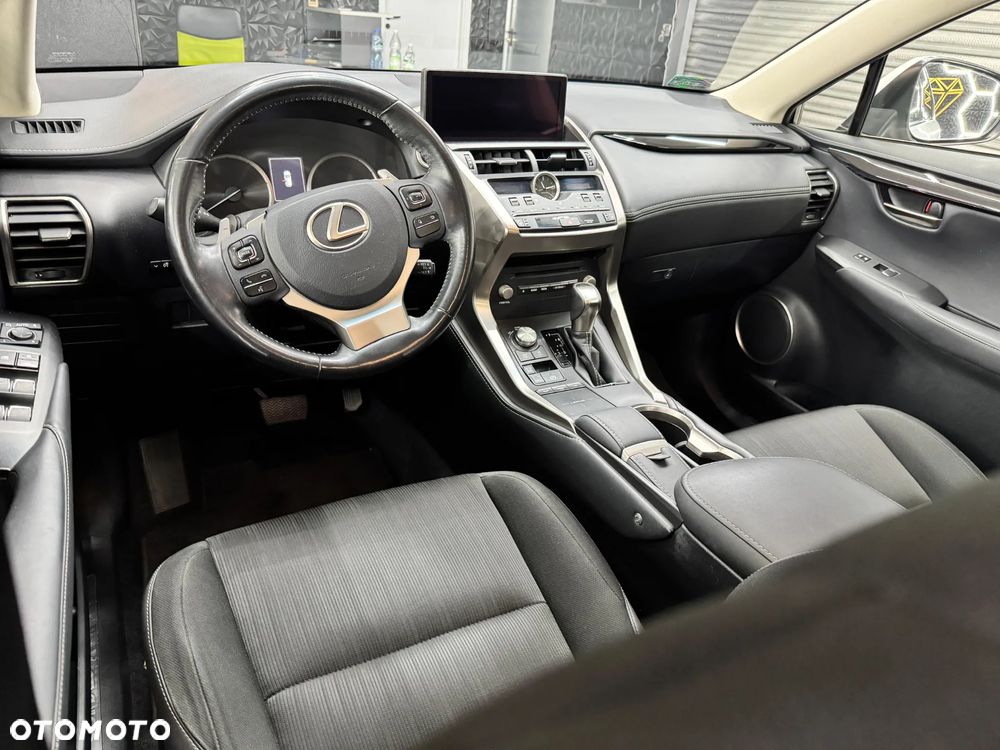Lexus NX - 7