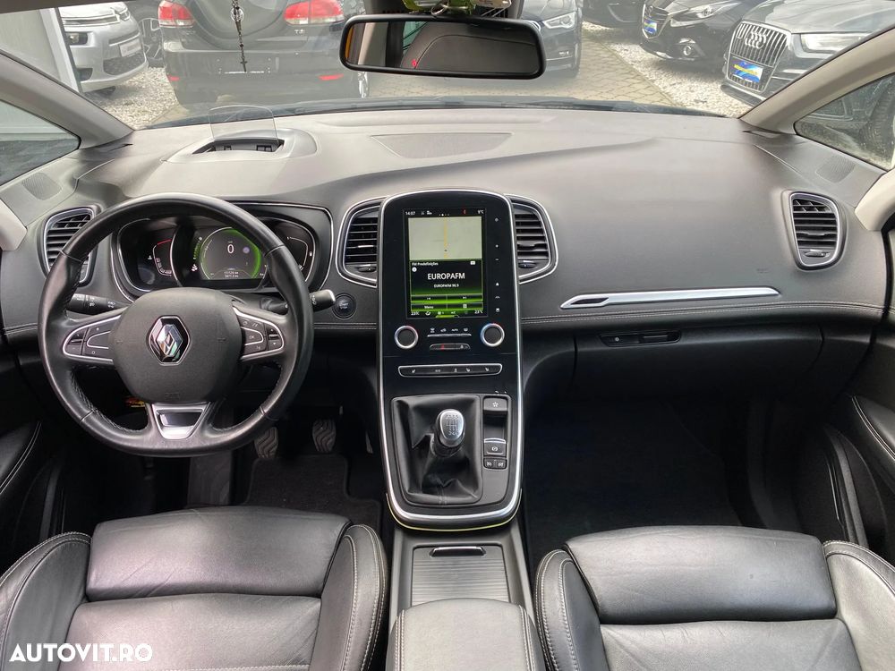 Renault Scenic - 13