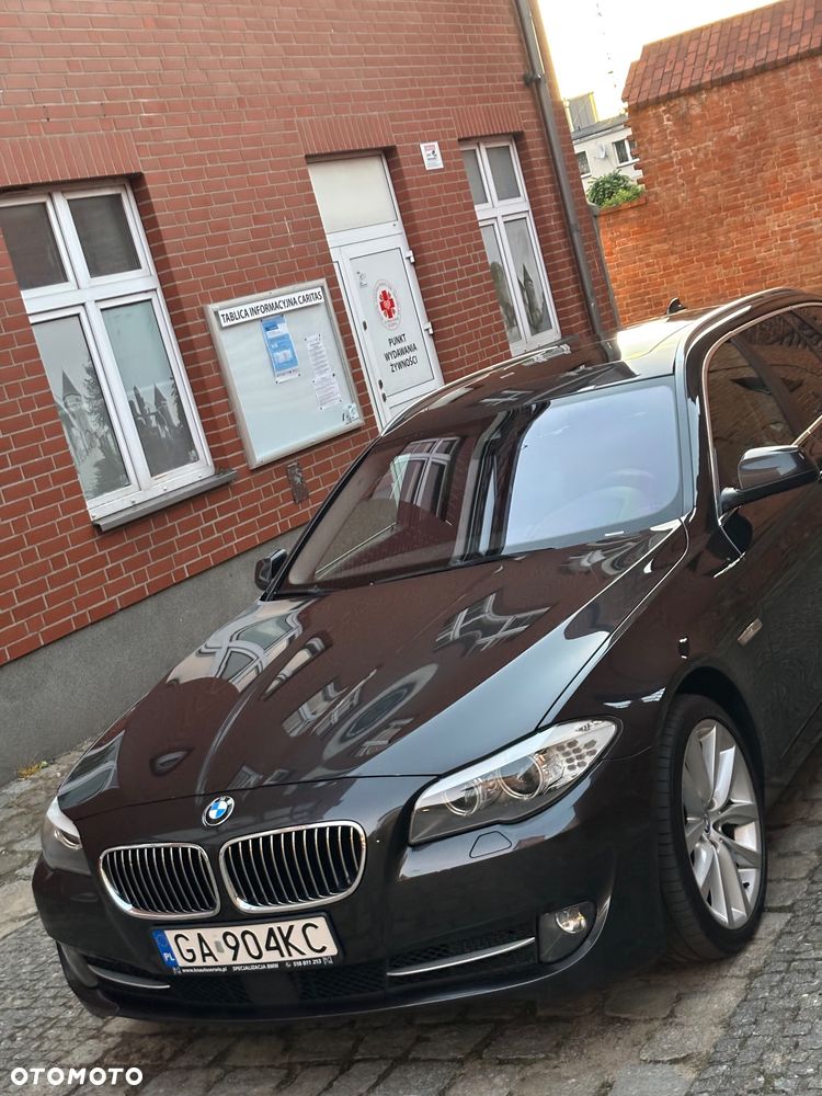 BMW Seria 5 525d xDrive Modern Line - 3
