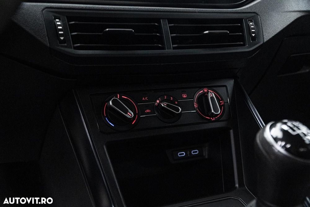 Volkswagen Polo 1.0 Comfortline - 12