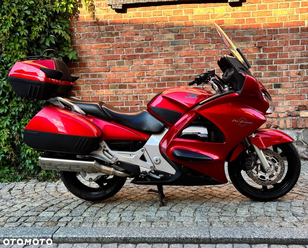 Honda ST - 4