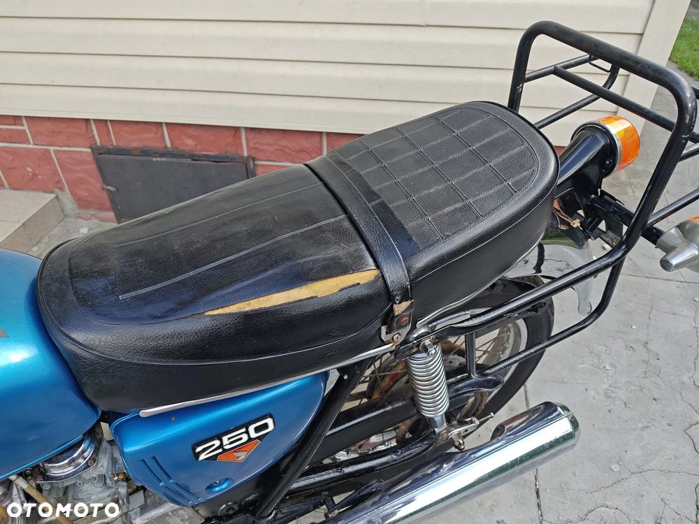Honda CB - 18