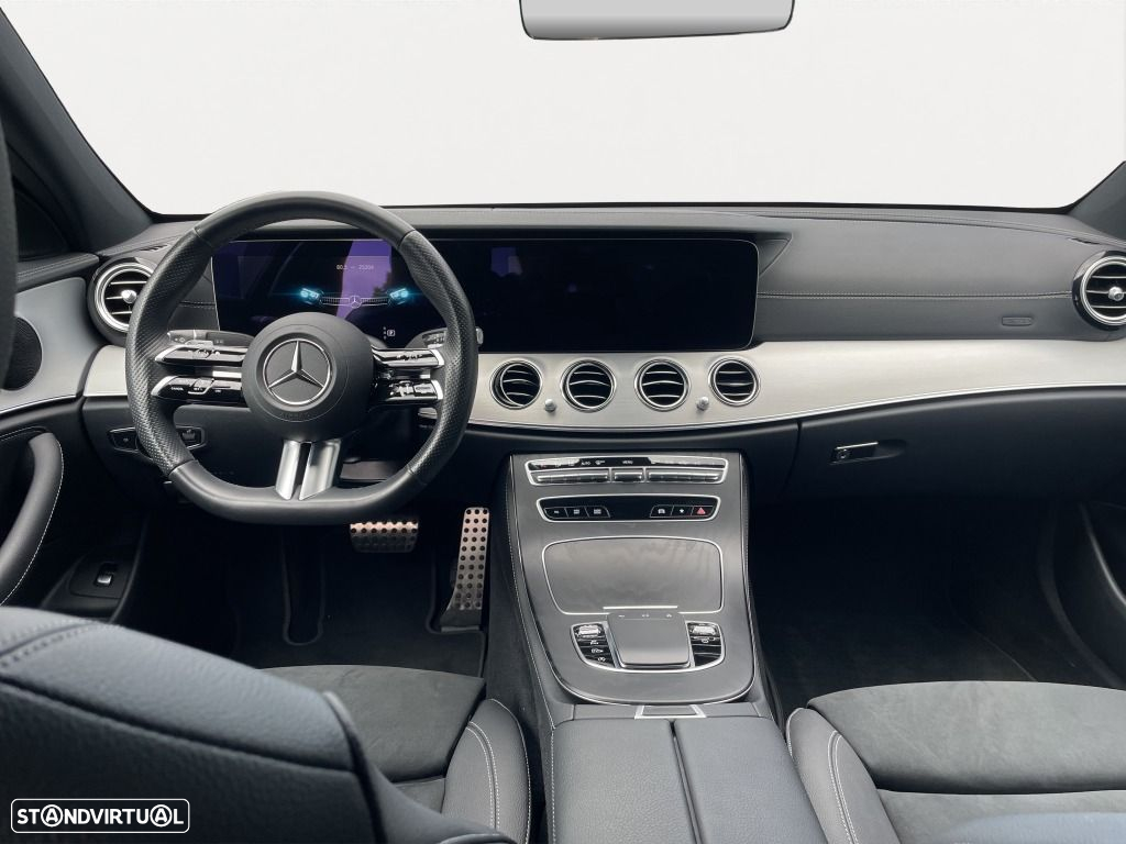 Mercedes-Benz E 220 d AMG Line - 12