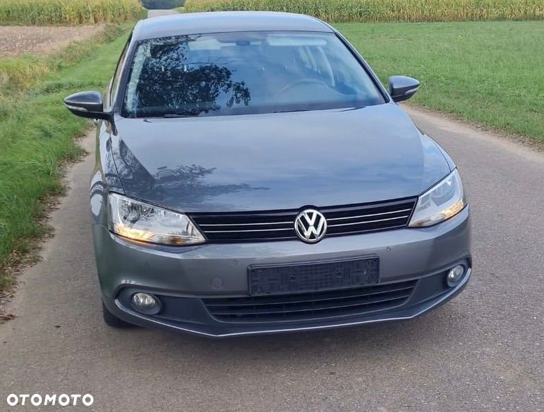Volkswagen Jetta 1.2 TSI BlueMotion Technology Comfortline - 1