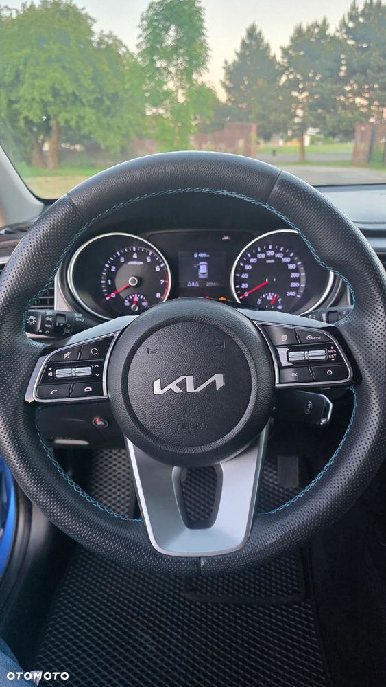 Kia Ceed - 14
