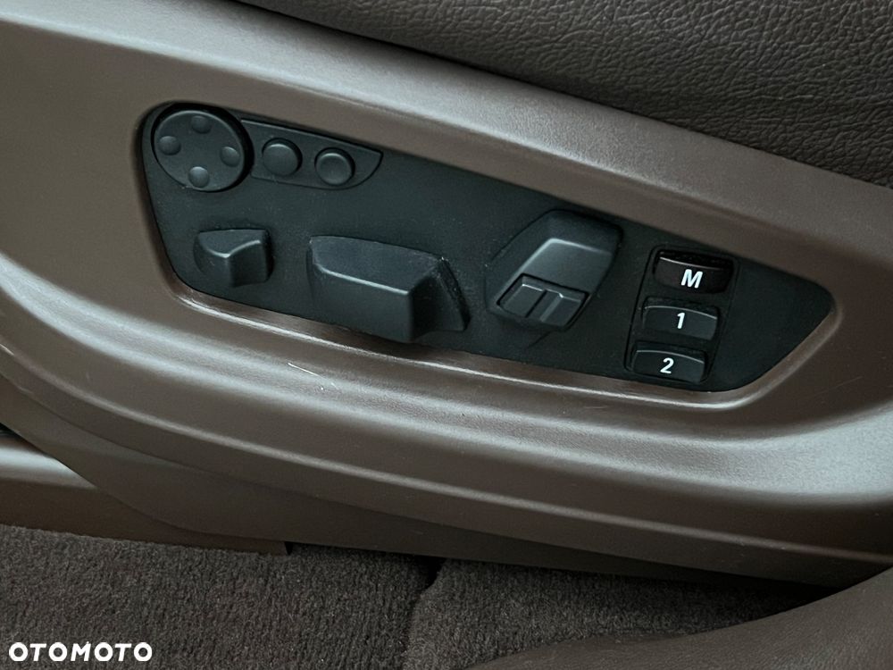 BMW X5 xDrive30d - 25