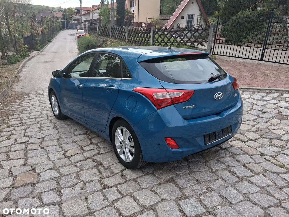 Hyundai i30 1.6 Classic - 9