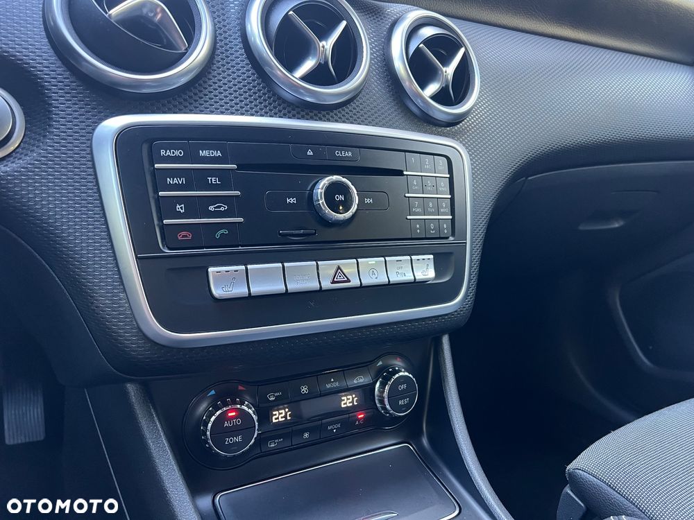 Mercedes-Benz Klasa A 180 CDI 7G-DCT AMG Line - 12