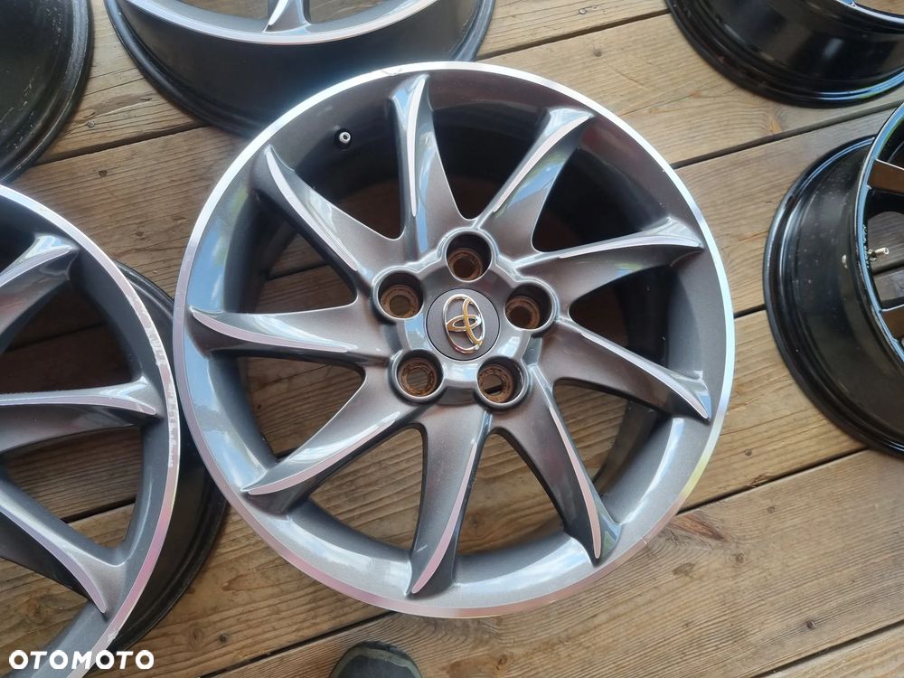 TOYOTA PZ406-E067F COROLLA,VERSO,AURIS,C-HR alu 7X17 ET50 5x114,3 super - 2