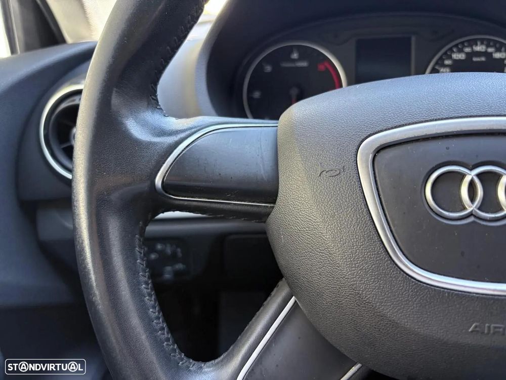 Audi A3 Limousine 1.6 TDI Attraction - 39