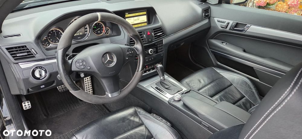Mercedes-Benz Klasa E - 26