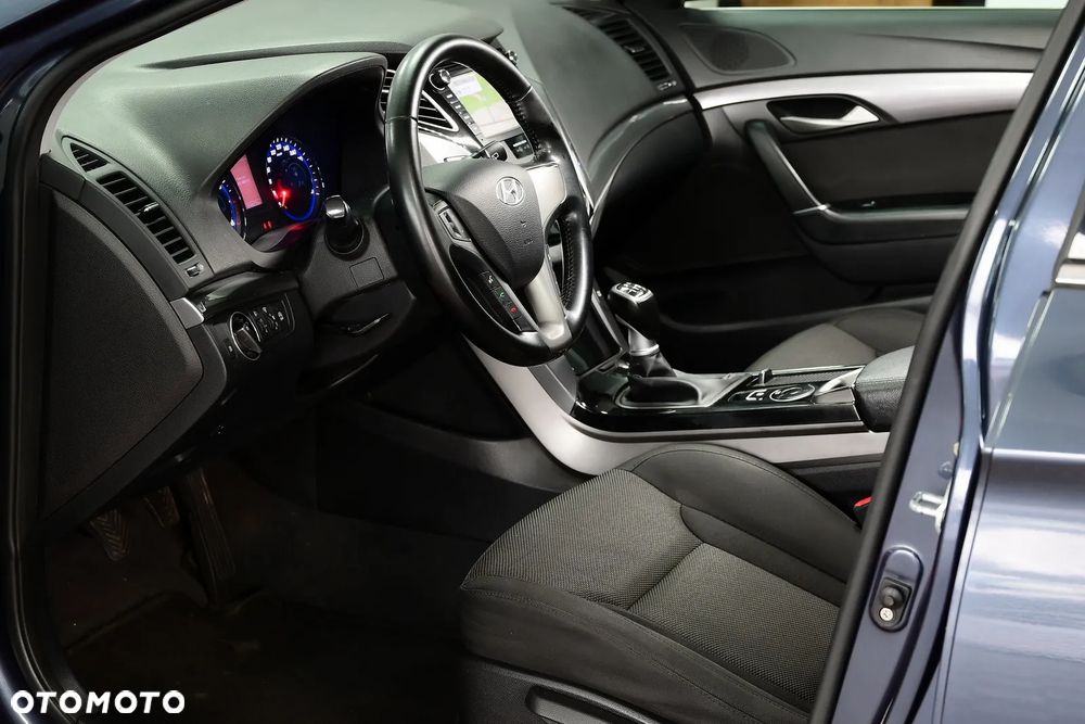 Hyundai i40 Kombi blue 1.6 Classic - 7