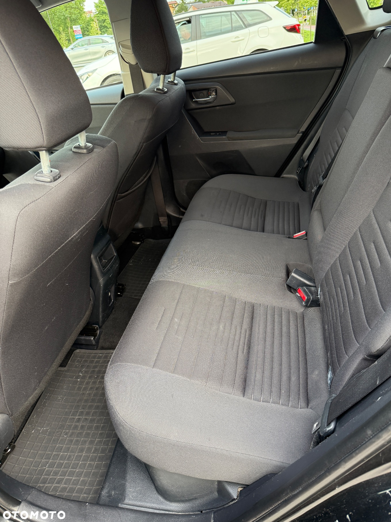 Toyota Auris Hybrid 135 Prestige - 19