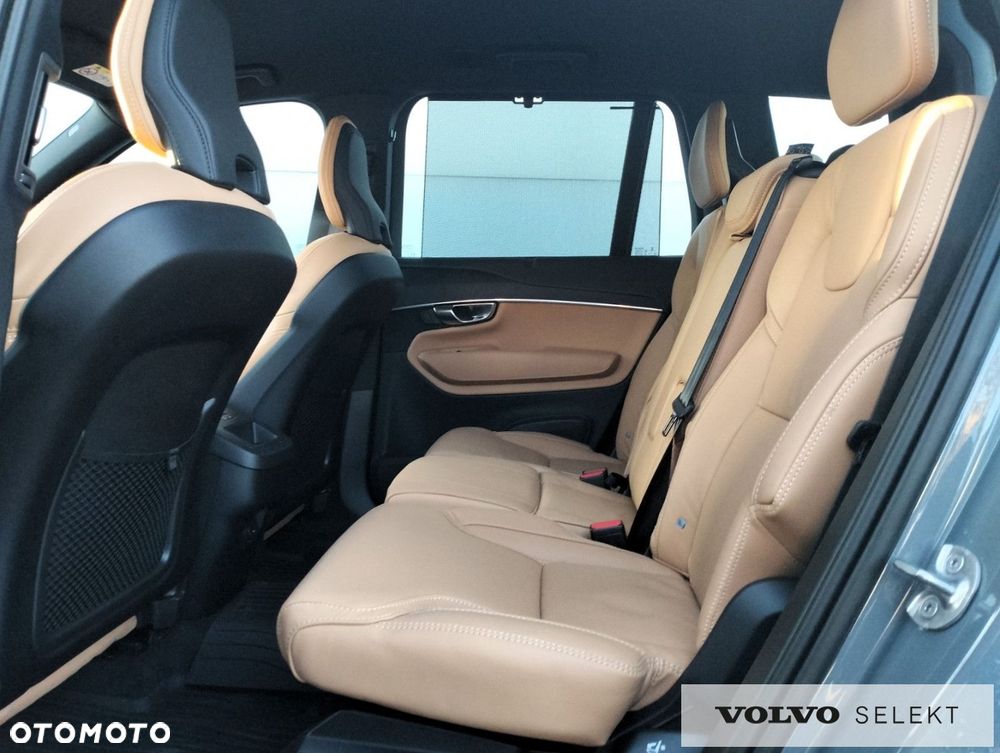 Volvo XC 90 - 12
