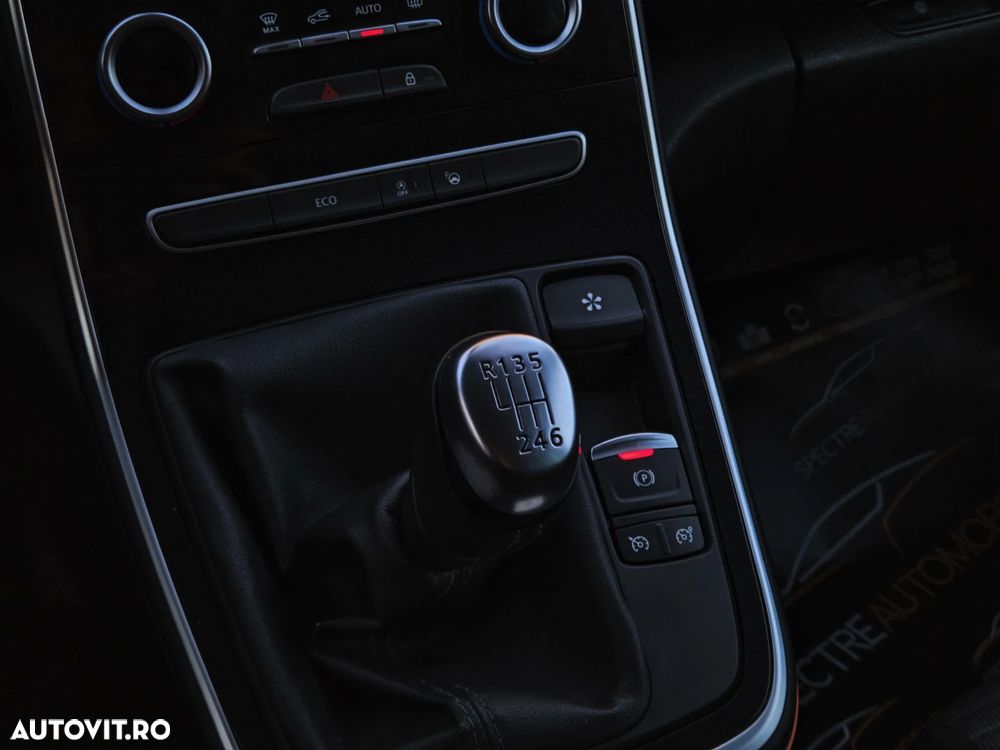 Renault Grand Scenic ENERGY dCi 130 BOSE EDITION - 36