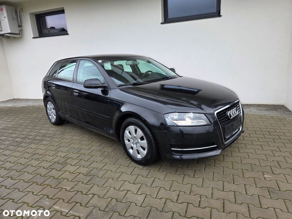 Audi A3 Sportback - 5