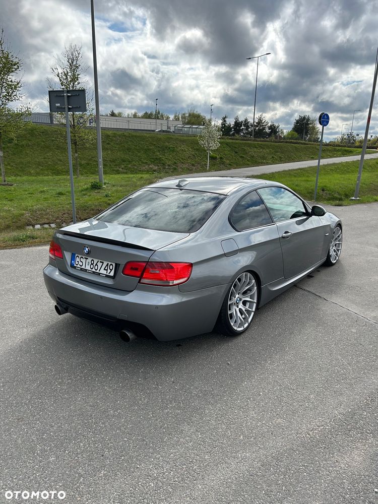 BMW Seria 3 335i - 7