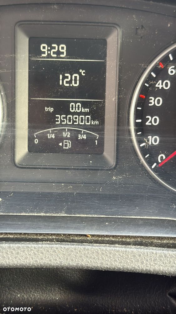 Volkswagen Transporter - 5