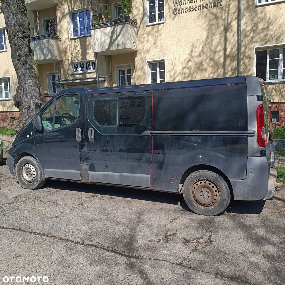 Renault Trafic - 2