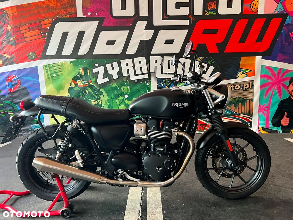 Triumph Street Twin - 3
