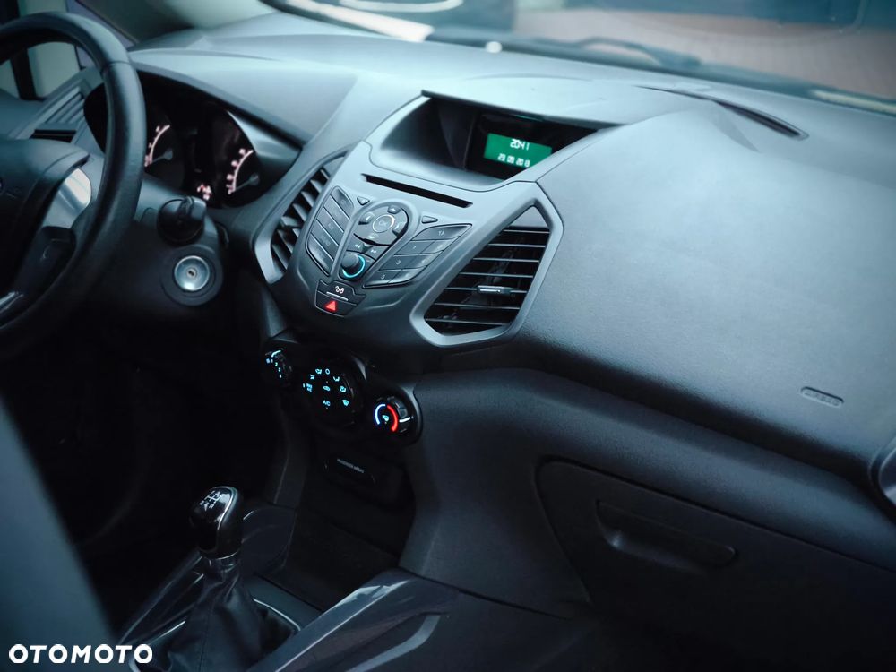 Ford EcoSport - 12