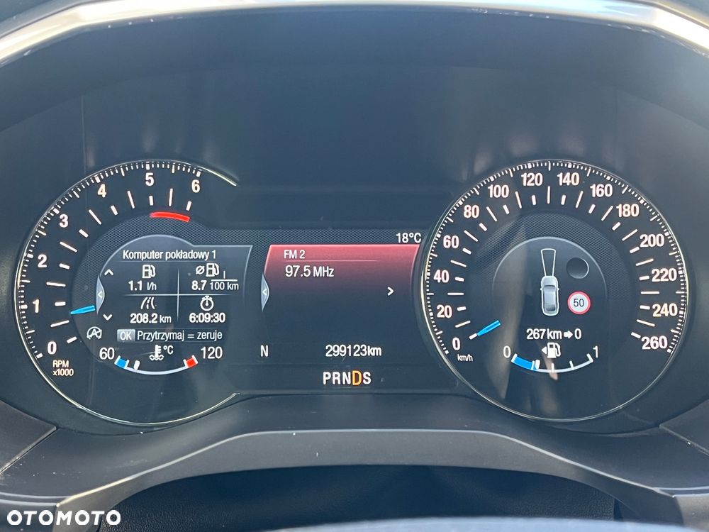 Ford S-Max 2.0 TDCi Titanium PowerShift - 7
