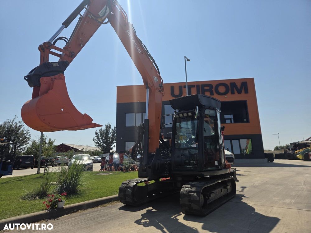 Hitachi ZX85-6, 2022, 2.787h, CUPLA RAPIDA HIDRAULICA+3 cupe NOI, adanc sapare 5m, latime 2,3m, senile cauciuc 80% ok doar 444h deplasare, inst picon pe brate, aer cond, camera spate, scaun incalzit, LAMA NIVELARE, Masa 8,5t, leasing, PROMOTIE 62.900Eur+Tva - 12