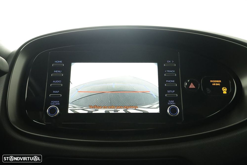 Toyota Aygo 1.0 X-Play - 10