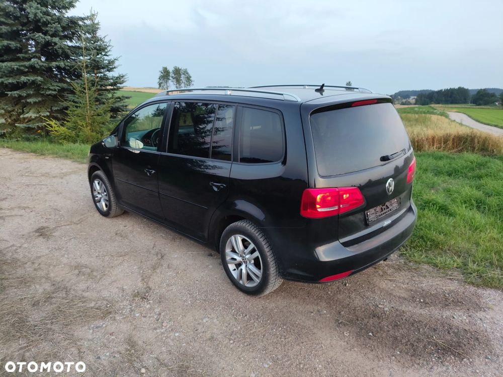 Volkswagen Touran 2.0 TDI DPF MATCH - 3