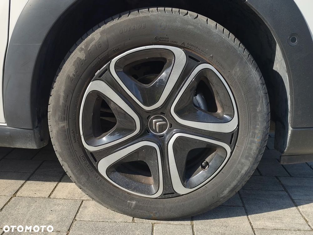Citroën C3 BlueHDi 100 S&S SHINE - 32