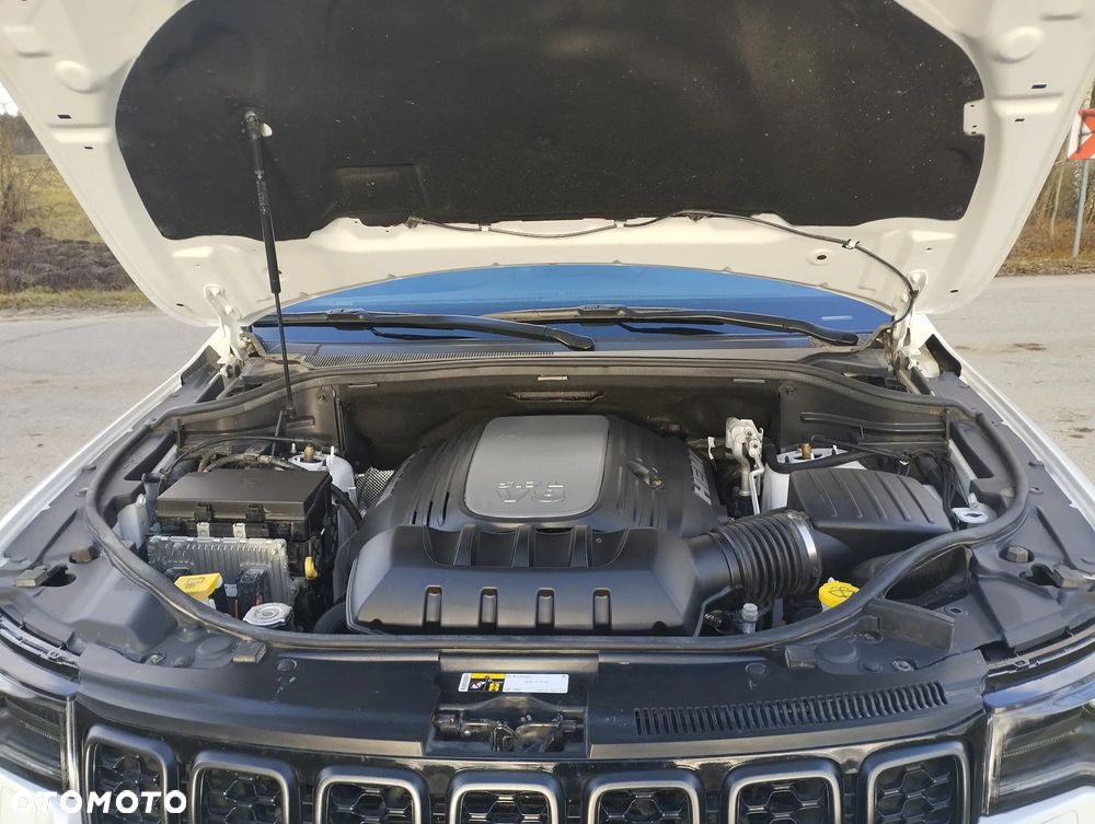 Jeep Grand Cherokee 5.7 V8 Overland - 31