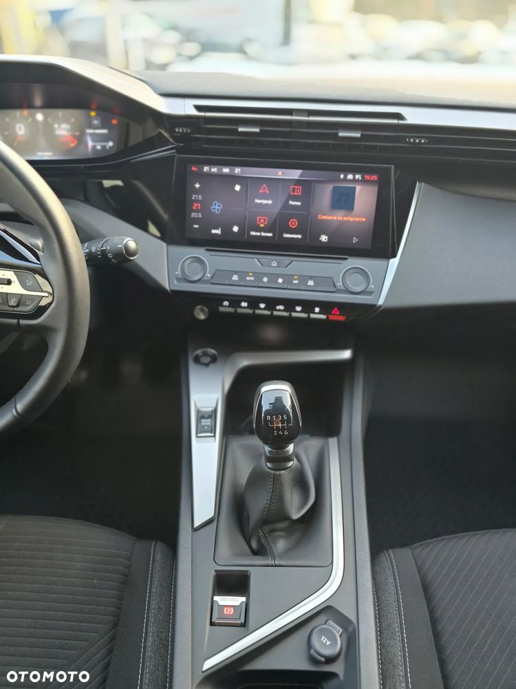 Peugeot 308 1.2 PureTech Active S&S - 17