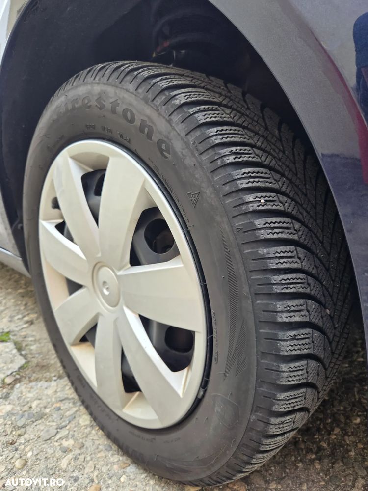 Volkswagen Touran 1.6 TDI DPF BlueMotion Technology Comfortline - 40